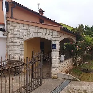 Irina Apartment