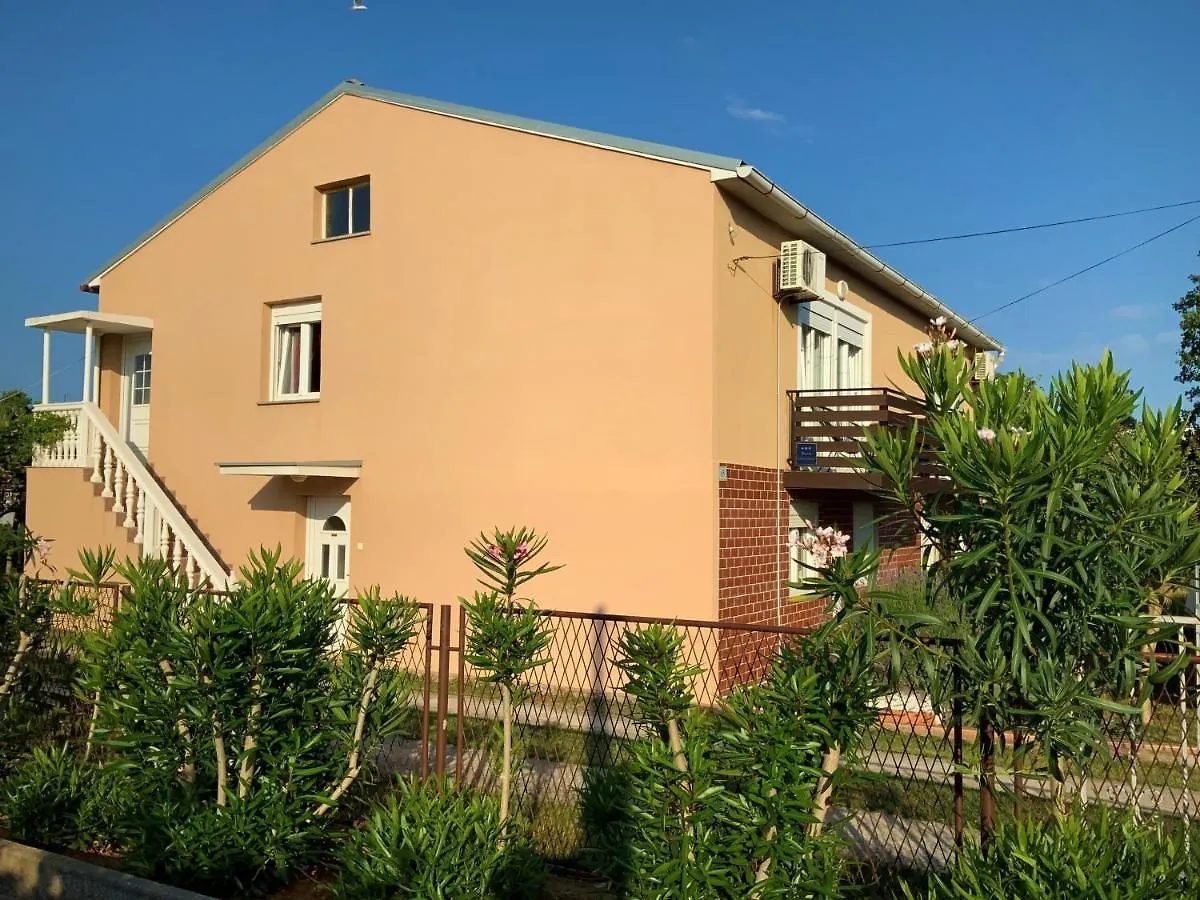 Apartment Agava Istria - Family Vacation Rental With Free Parking, Garden, Wifi Ližnjan Kroatien